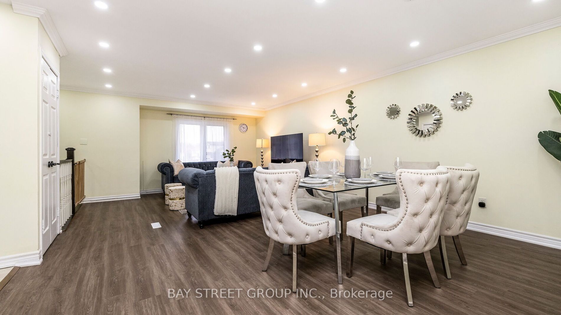 15 Bruce Beer Dr