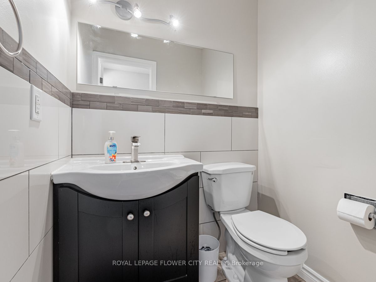 750 Burnhamthorpe Road E, #31