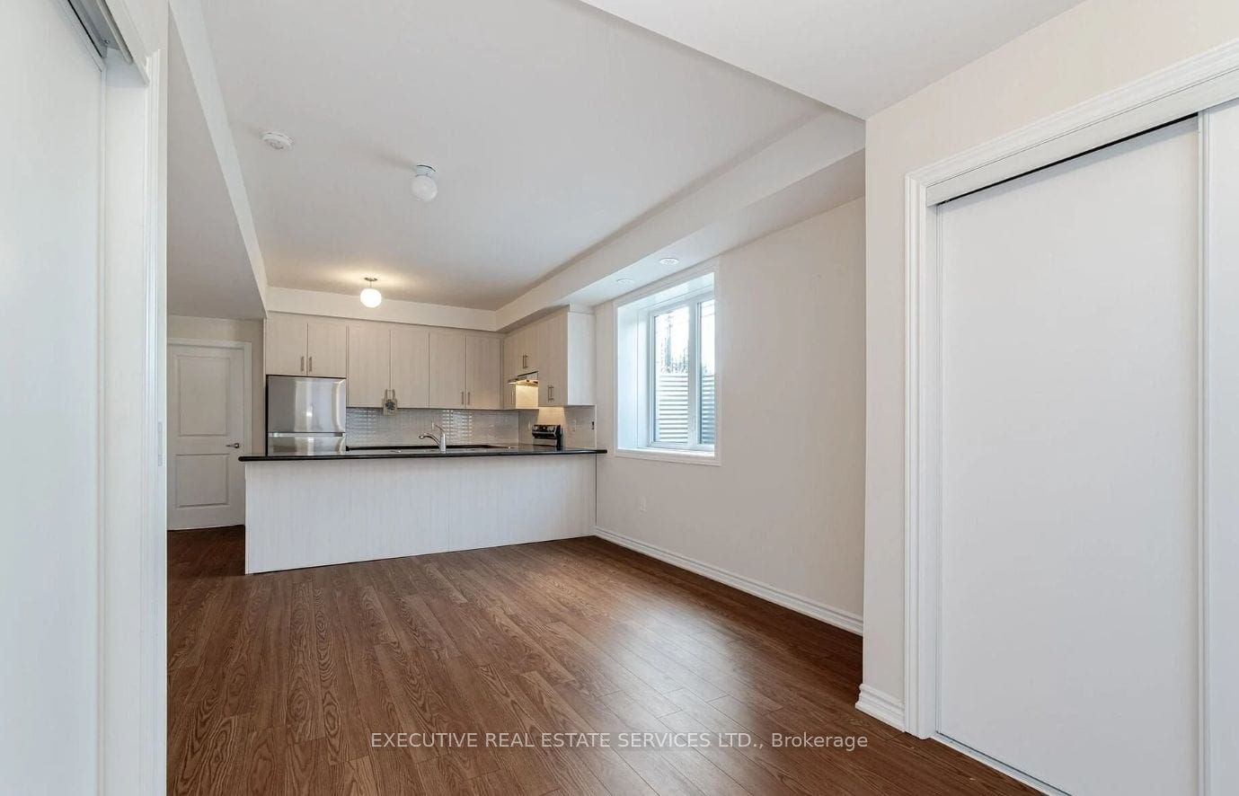 20 Halliford Pl E, #101