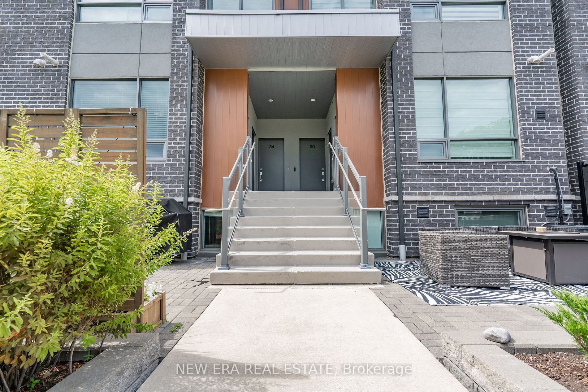 650 Atwater Ave, #19