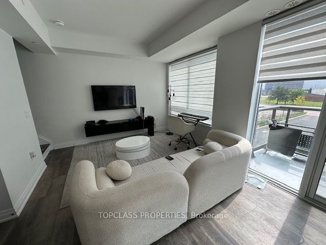75 Attmar Dr, #357