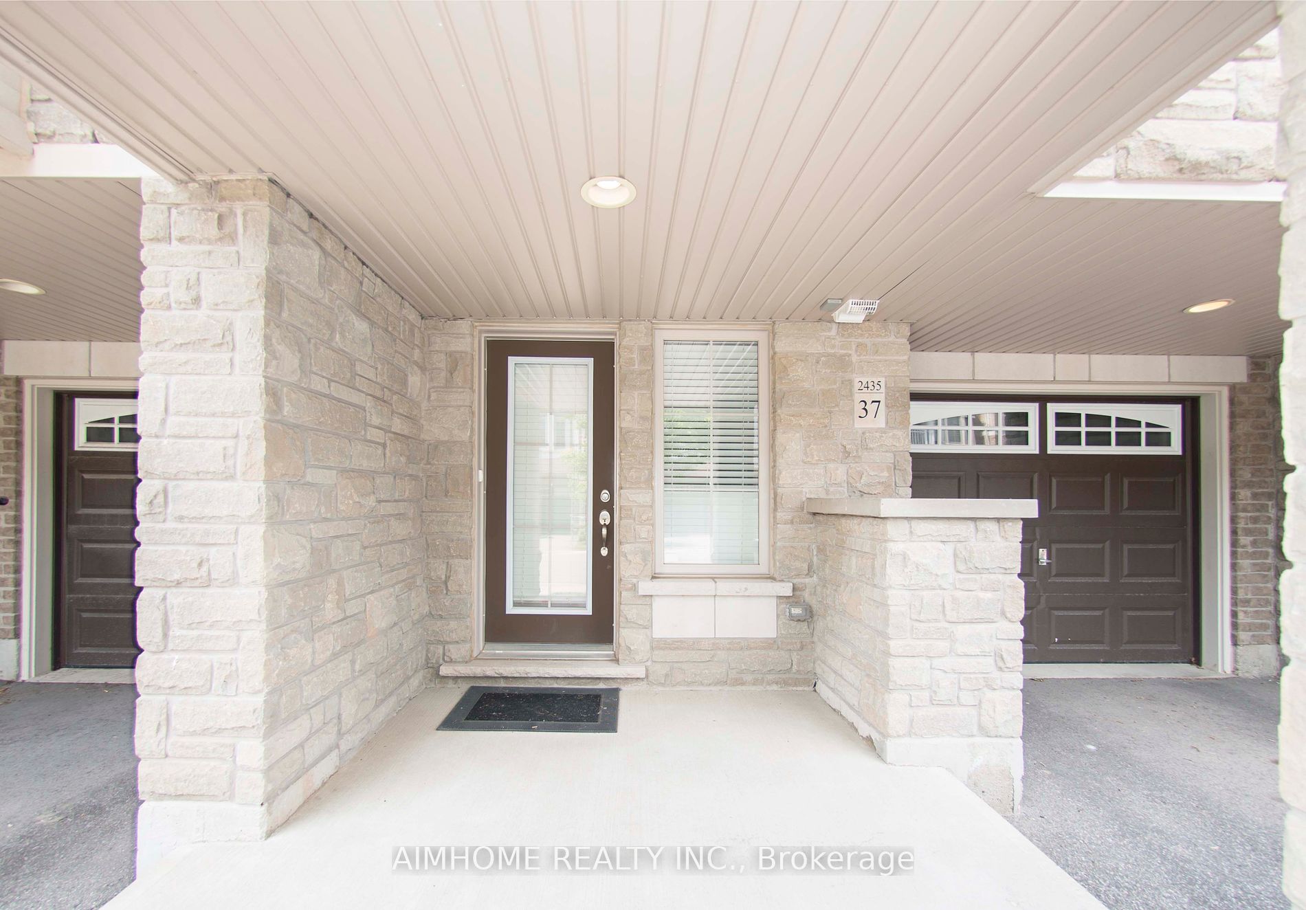 2435 Greenwich Dr, #37