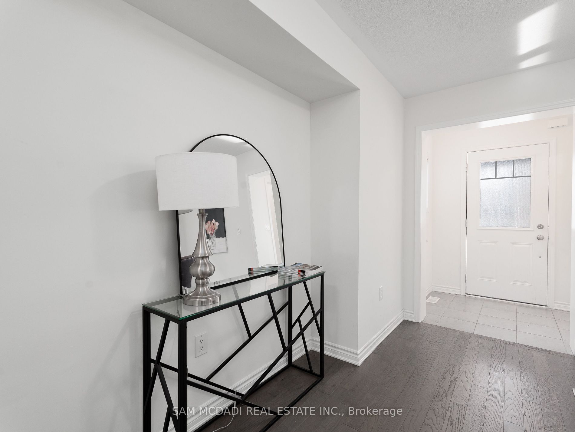 9 Leiterman Dr