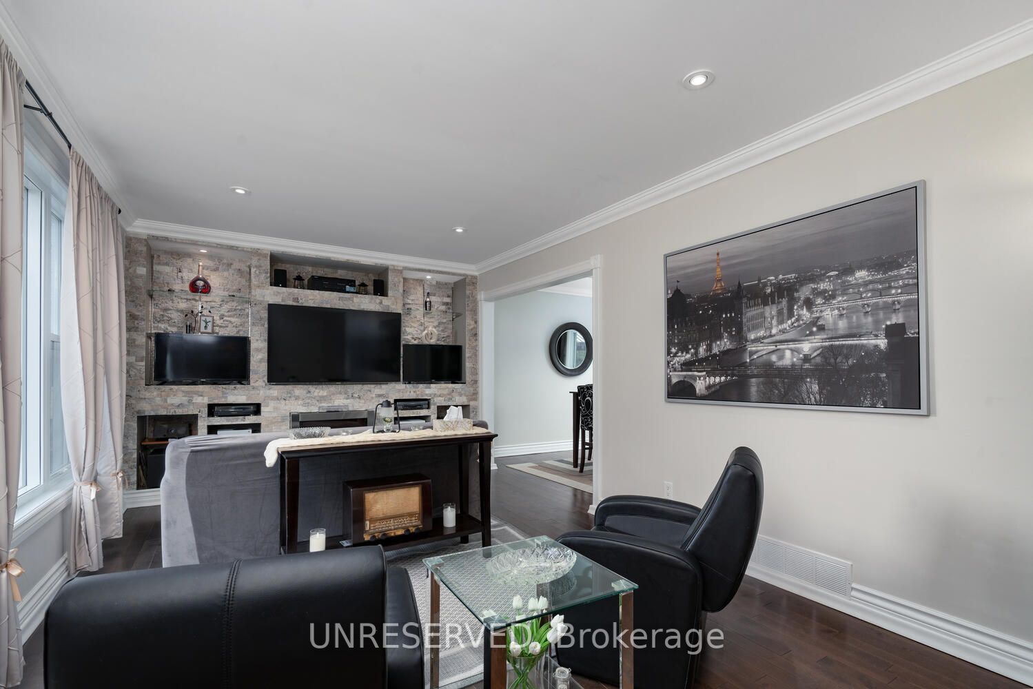 18 Fagan Drive