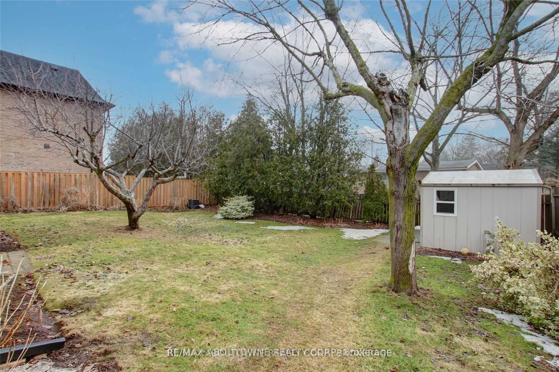 410 Samford Pl