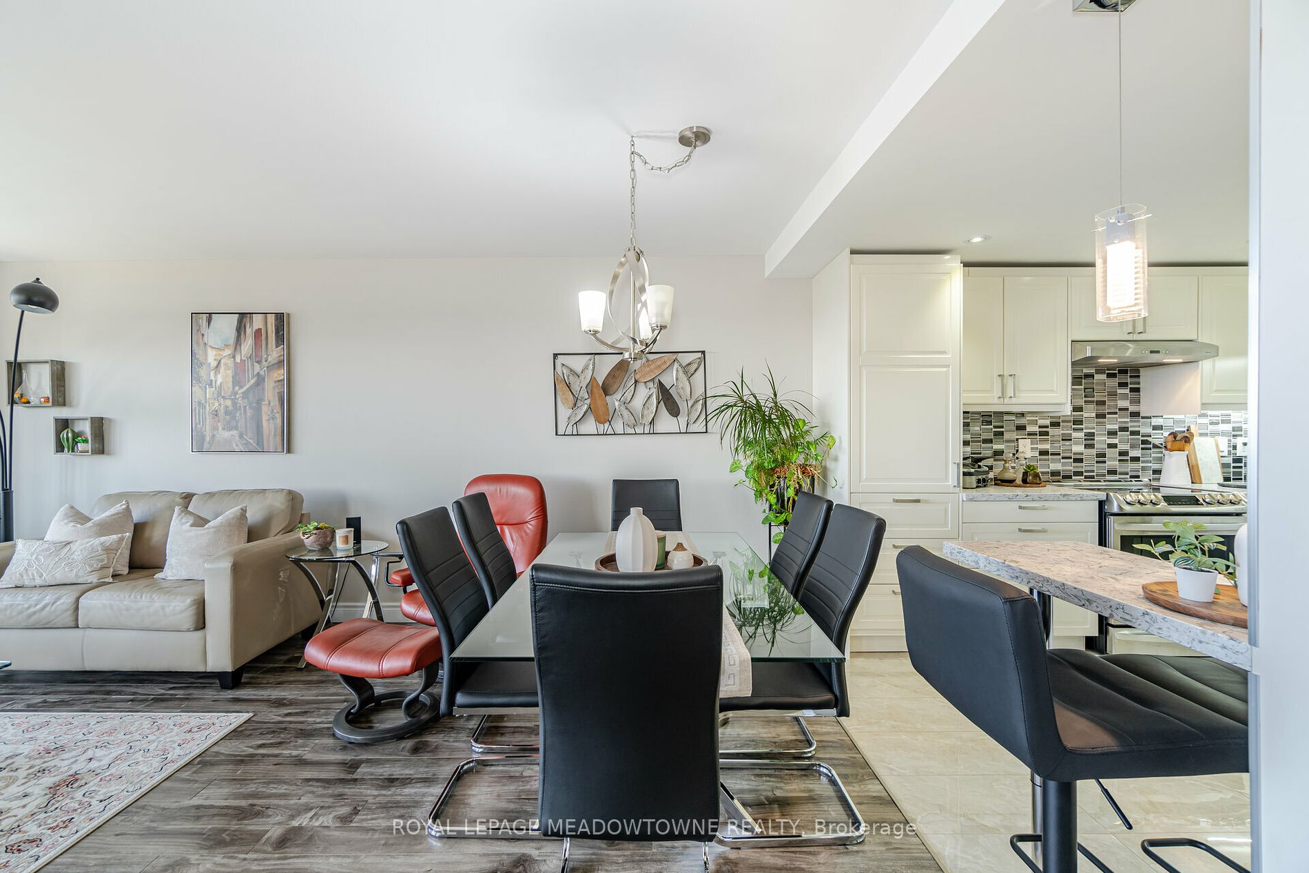 310 Mill St, #907