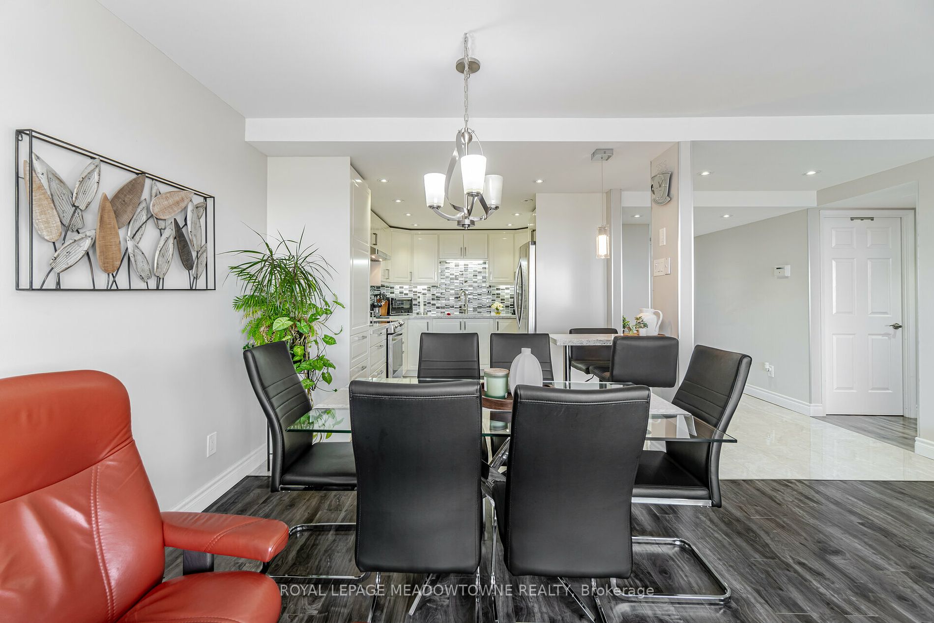 310 Mill St, #907