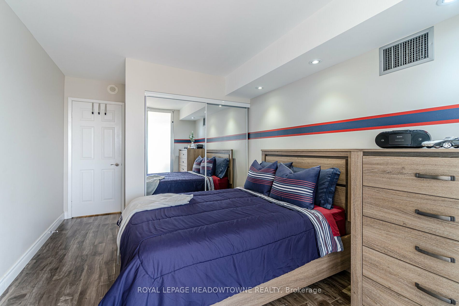 310 Mill St, #907