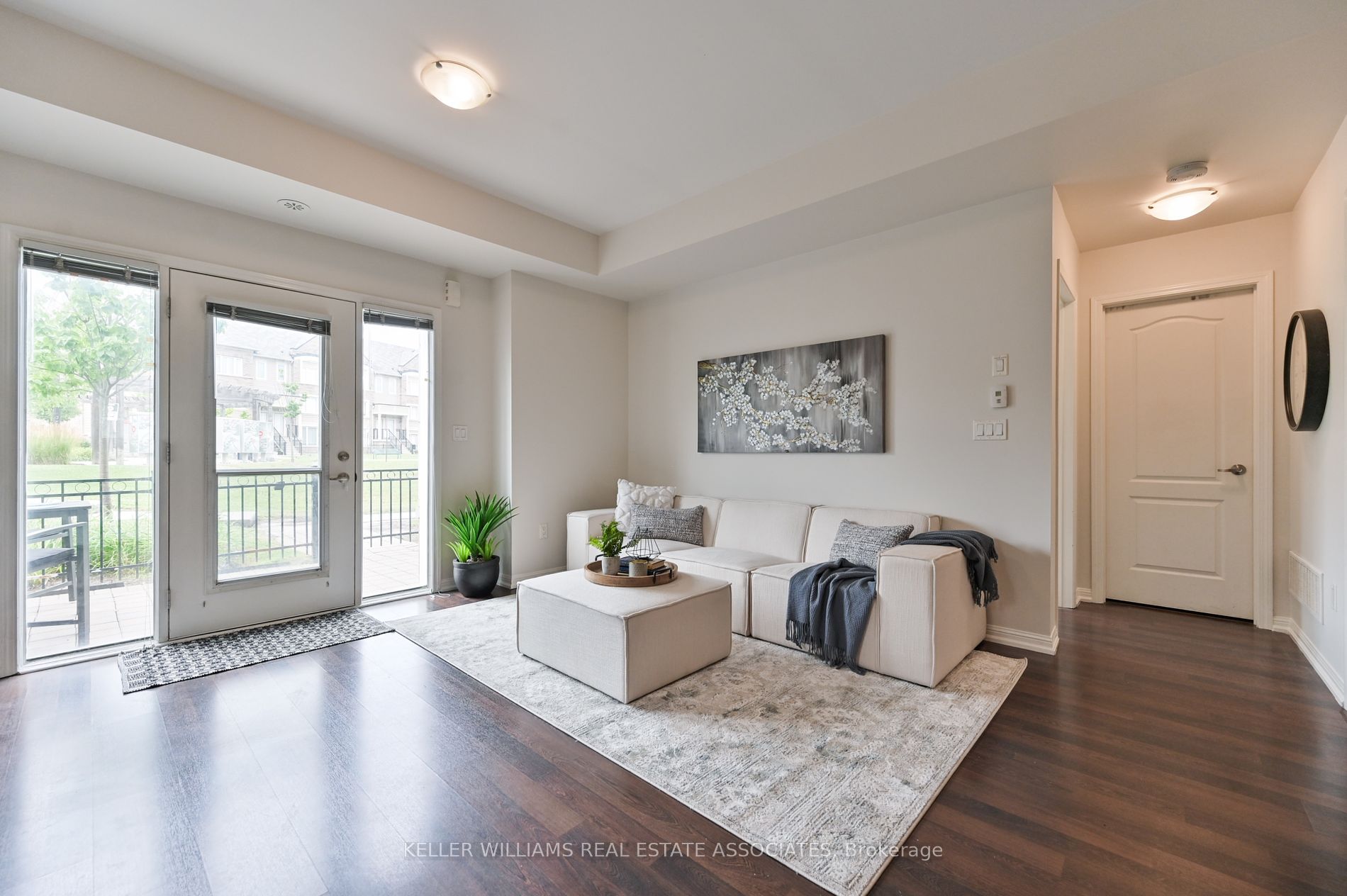 3115 Boxford Crescent #16