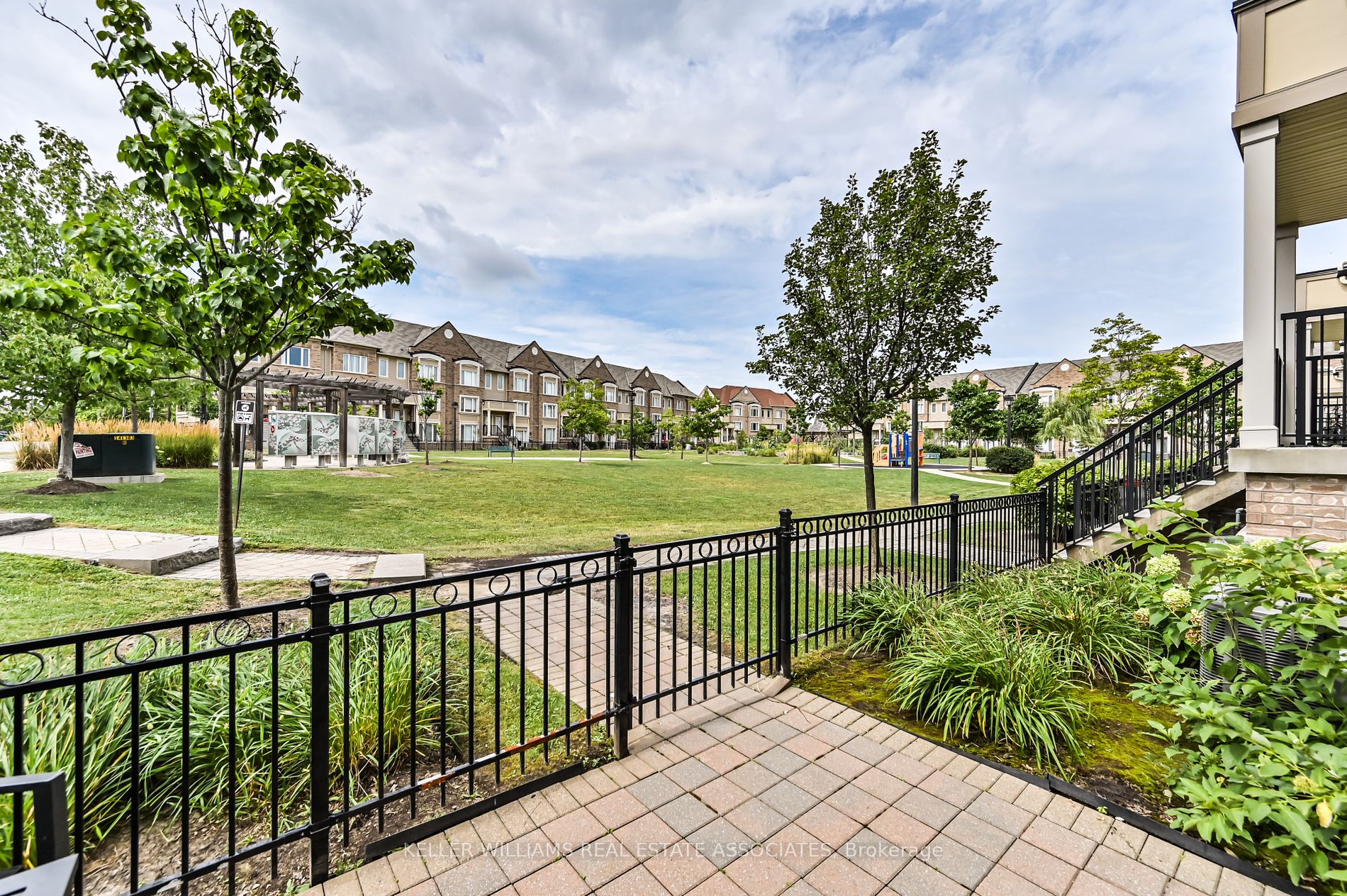 3115 Boxford Crescent #16