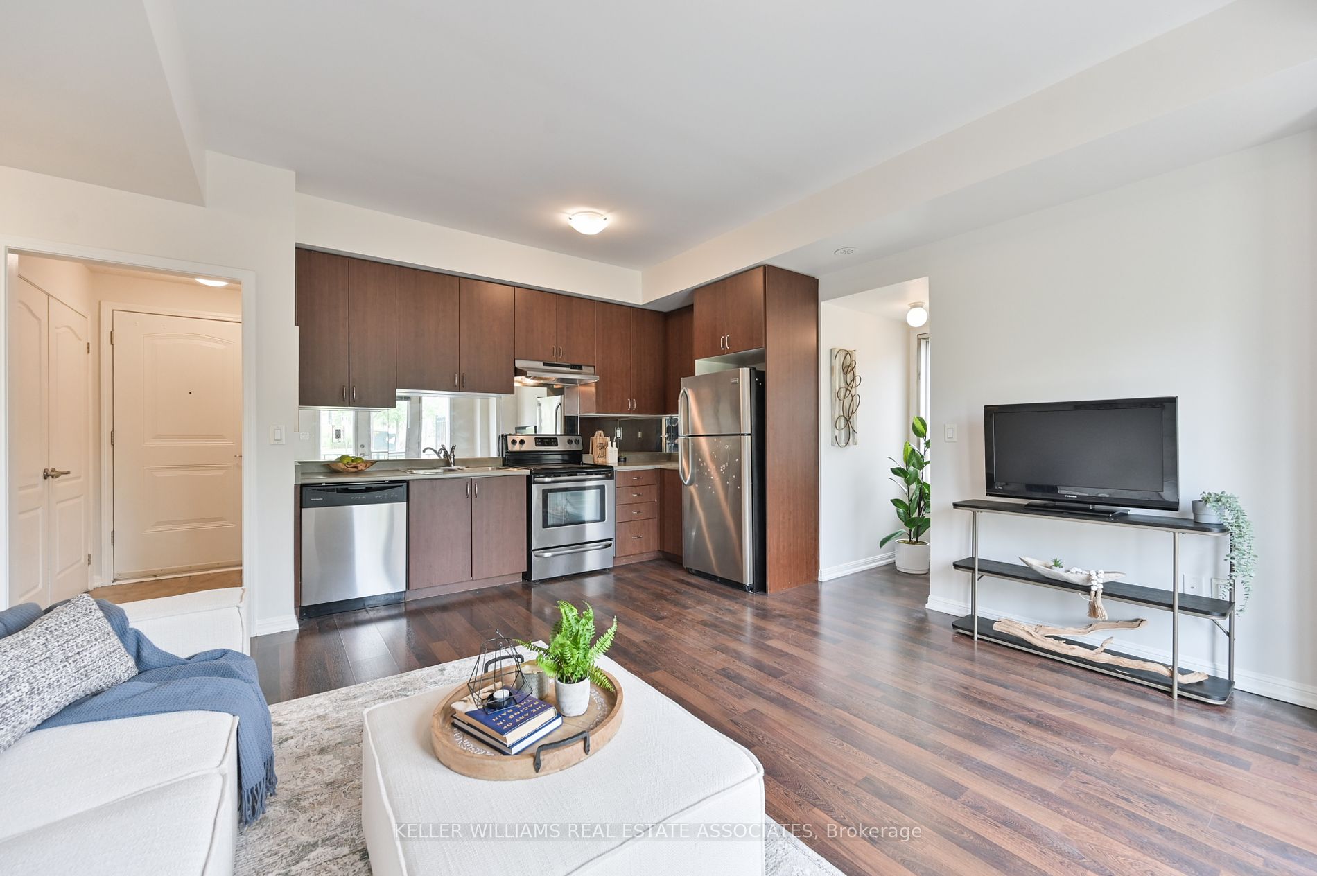 3115 Boxford Crescent #16