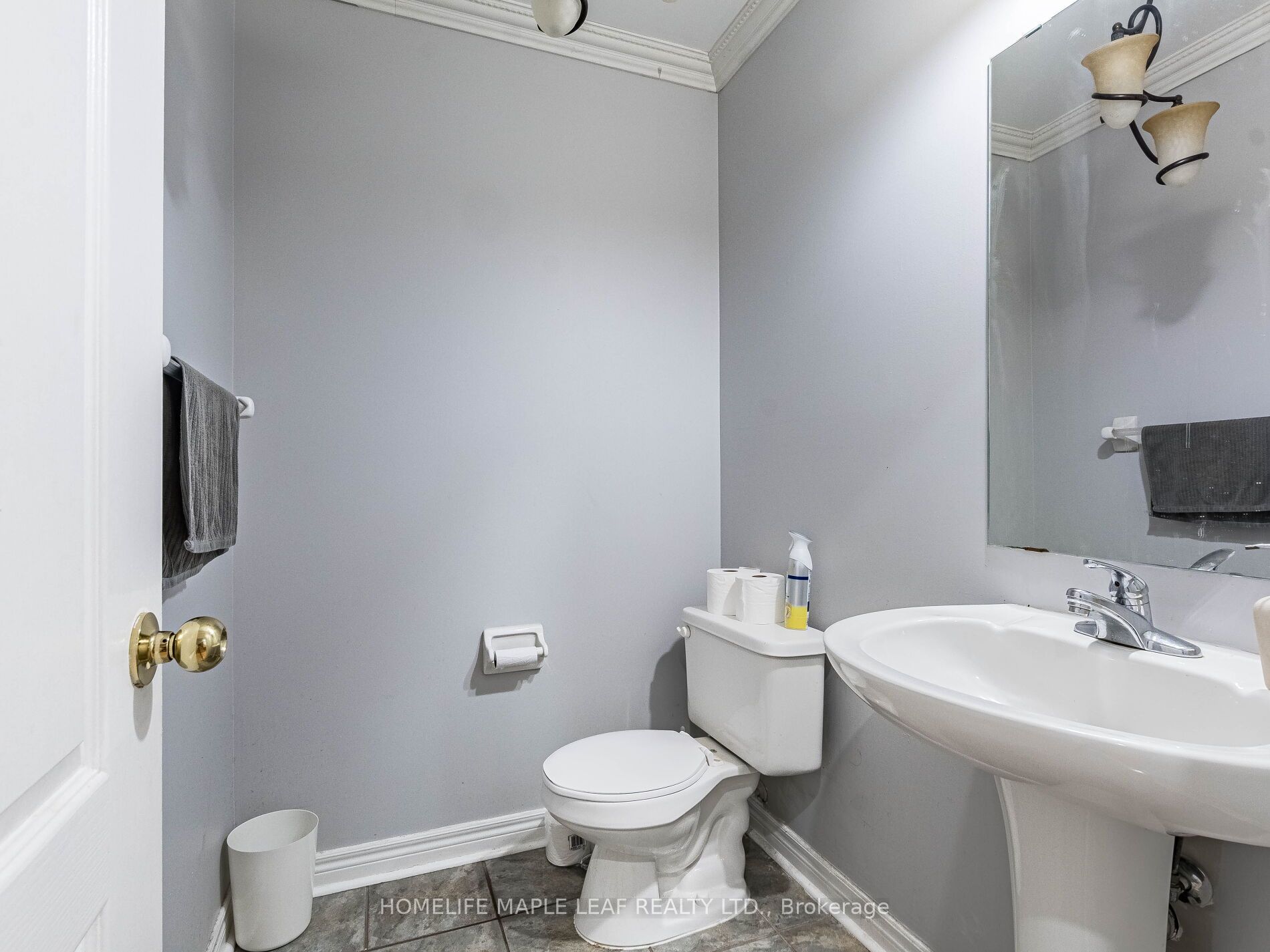 5 Rocky Point Crescent