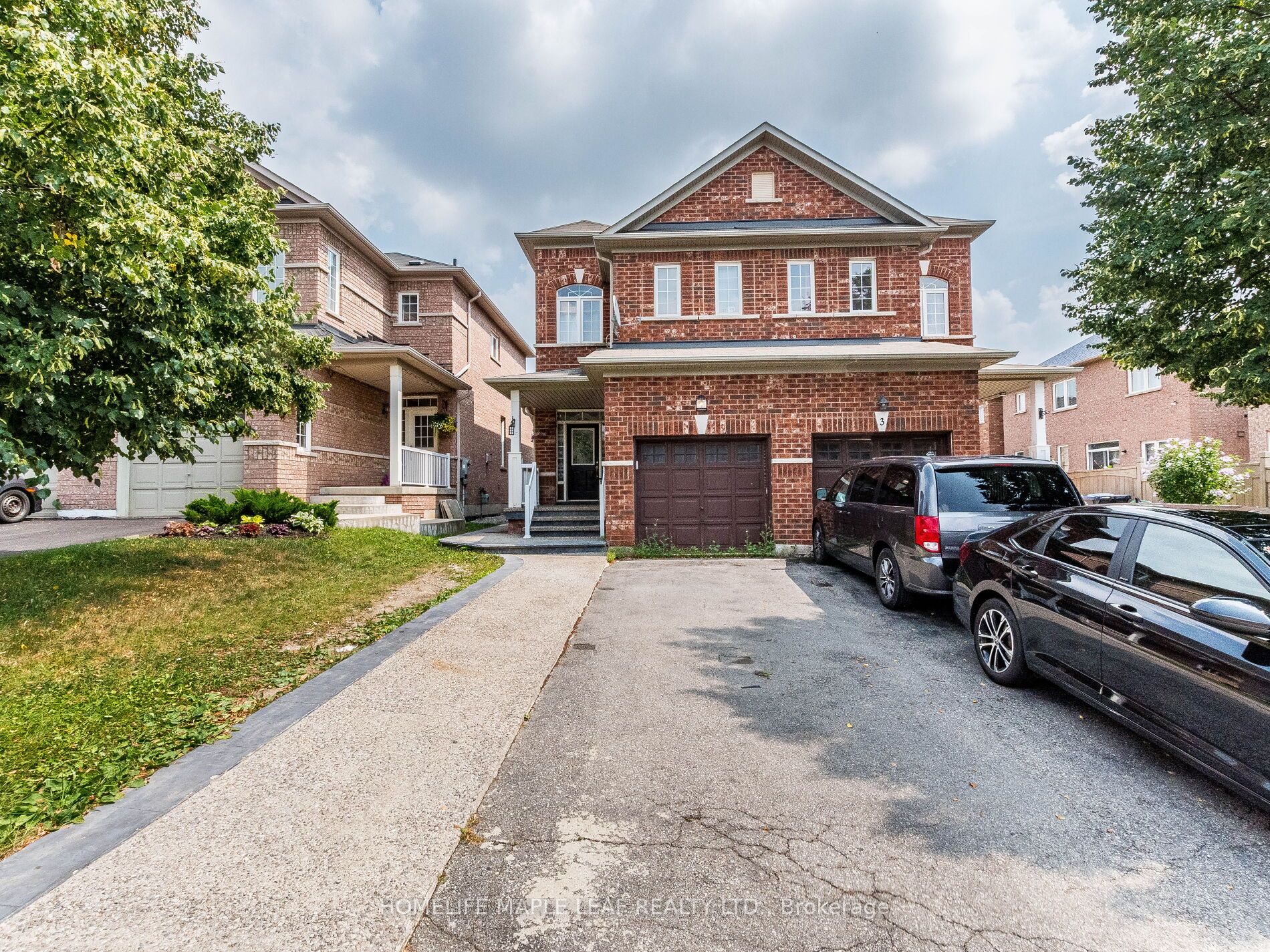 5 Rocky Point Crescent