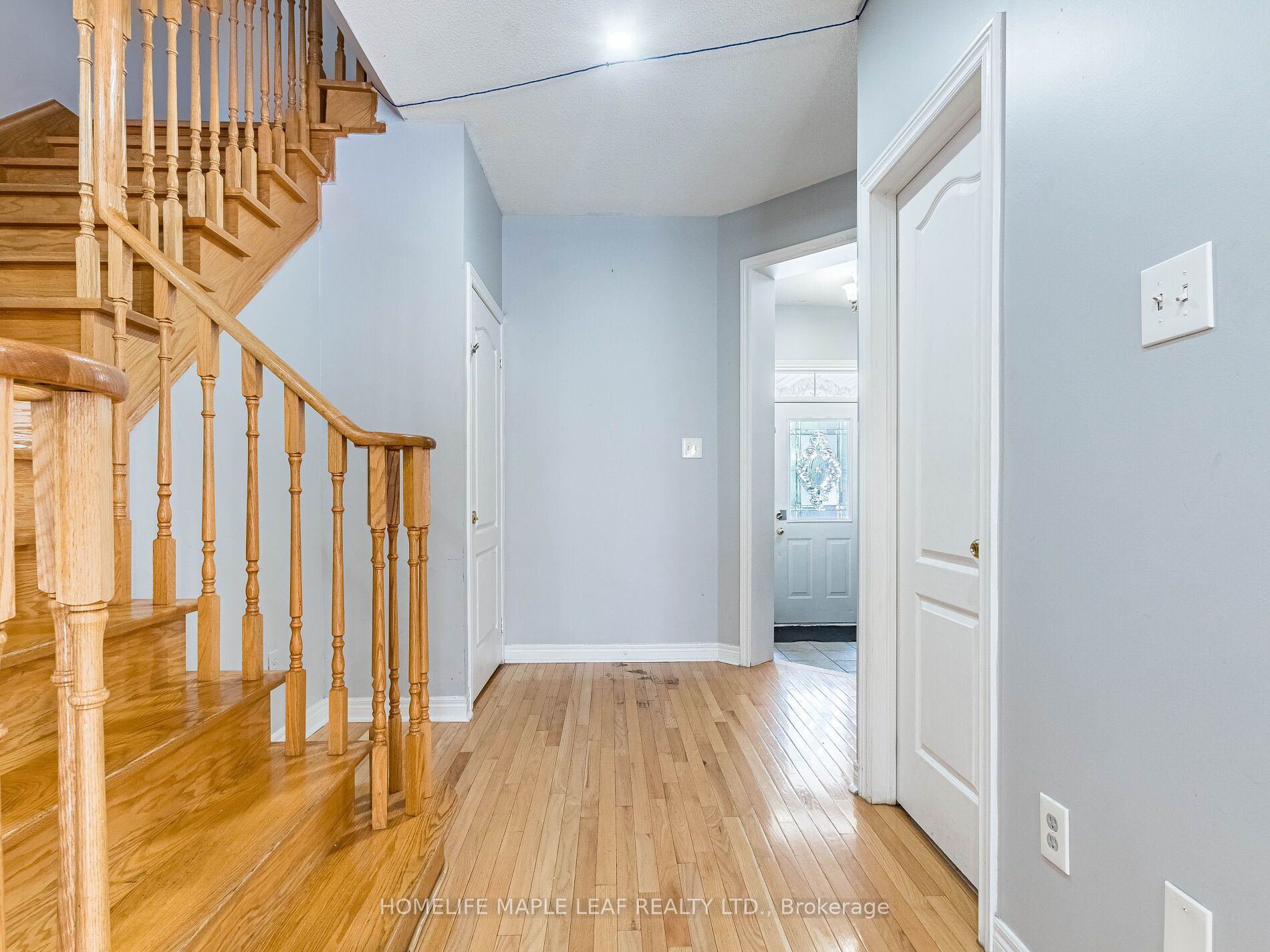 5 Rocky Point Crescent