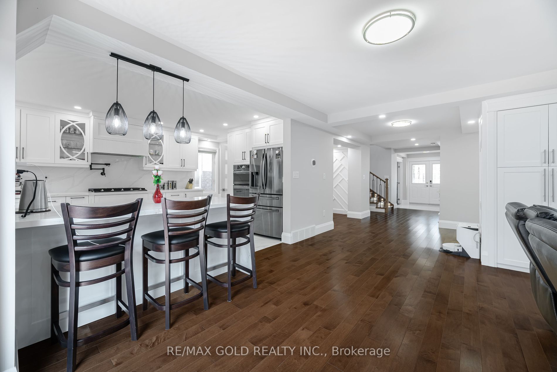 8 Foxmere Rd