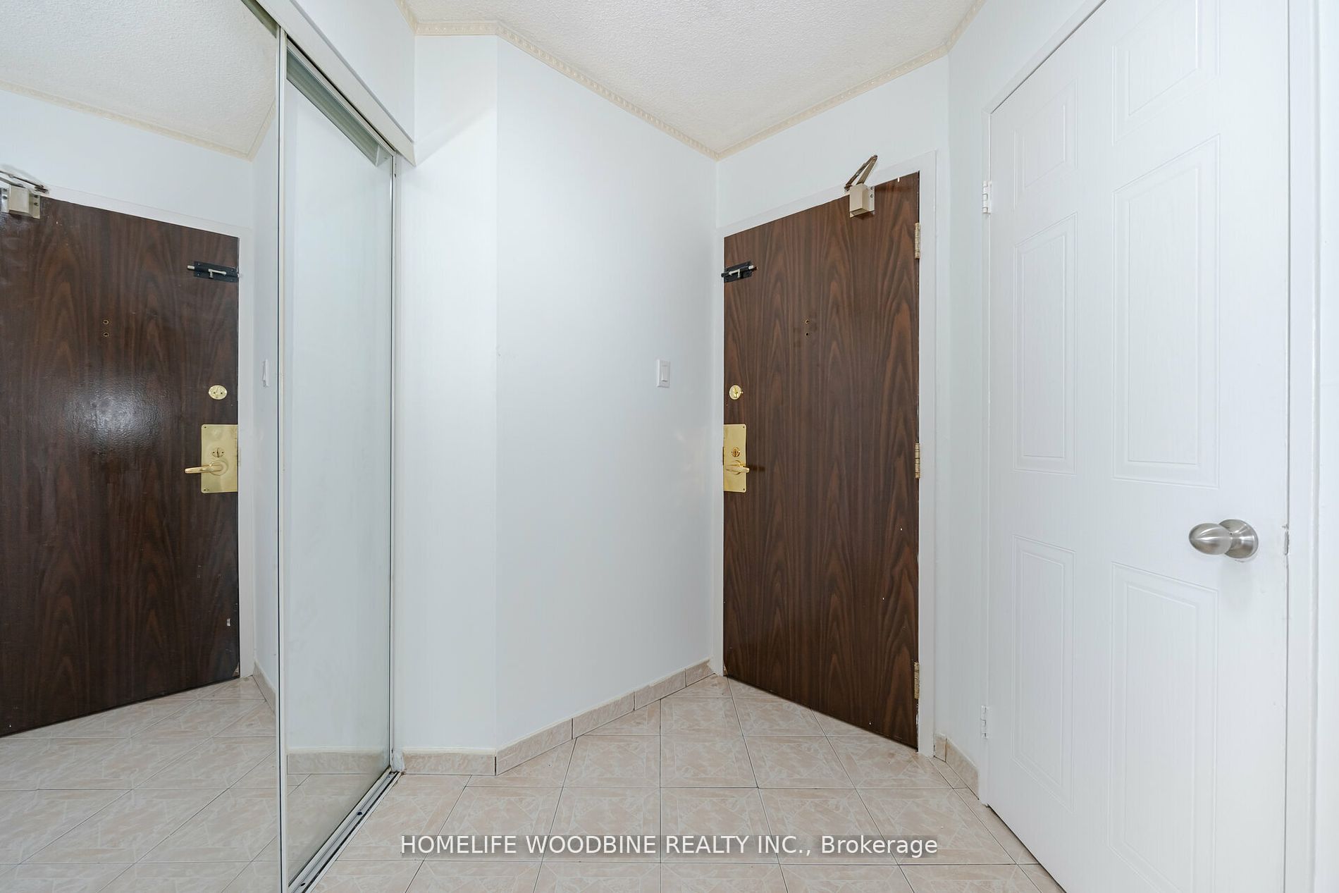 2901 Kipling Avenue, #204