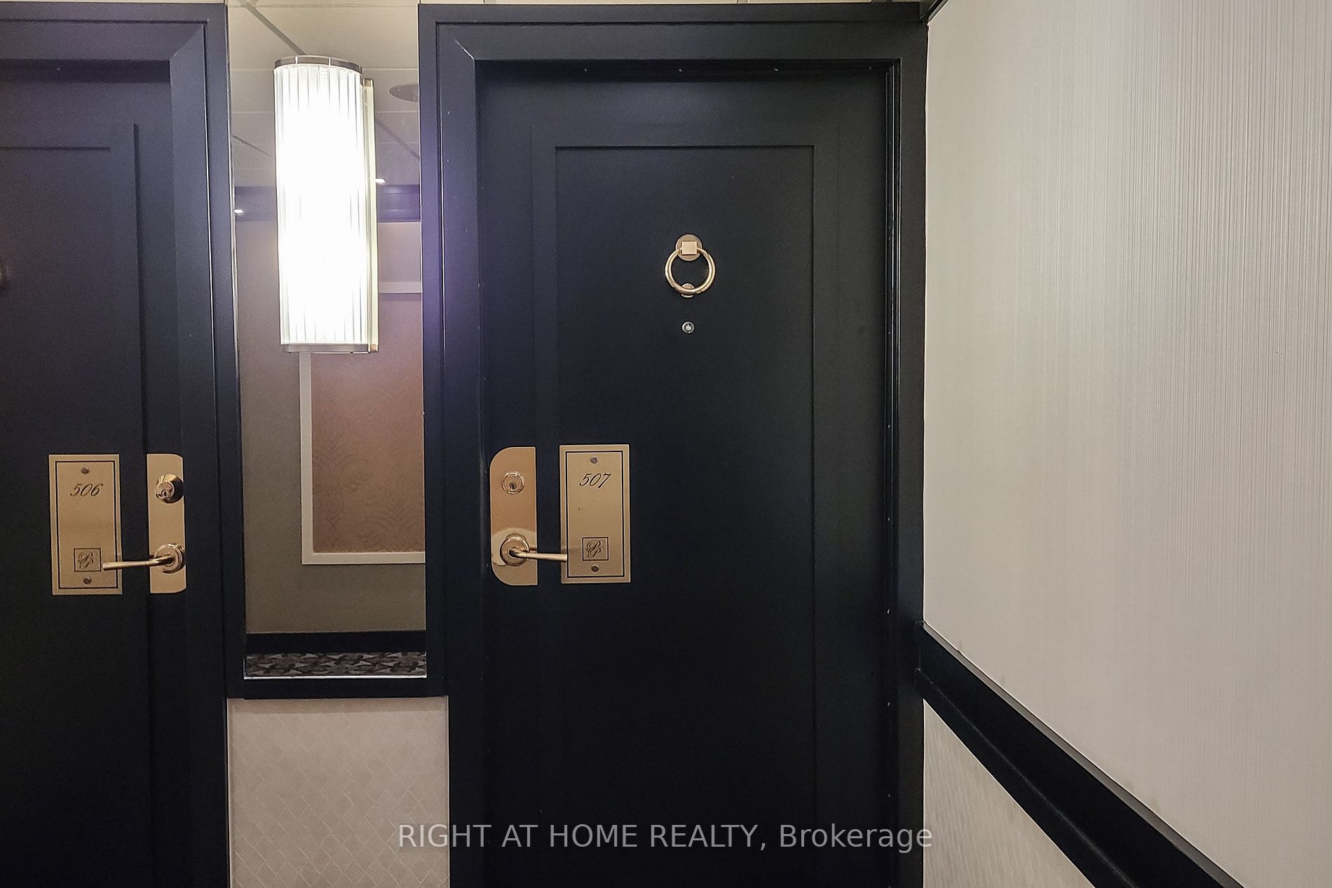 2045 Lake Shore Blvd W, #507