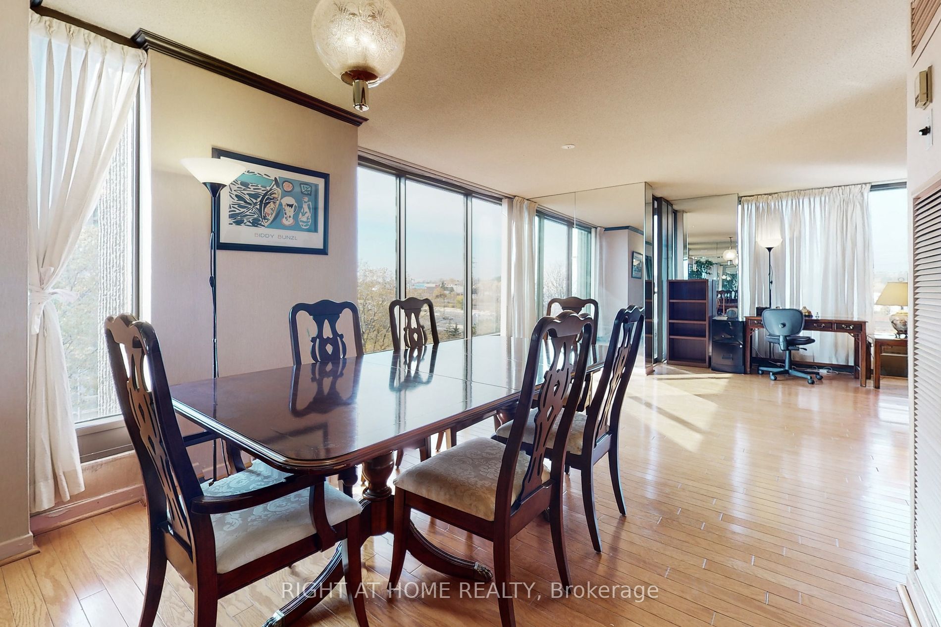 2045 Lake Shore Blvd W, #507