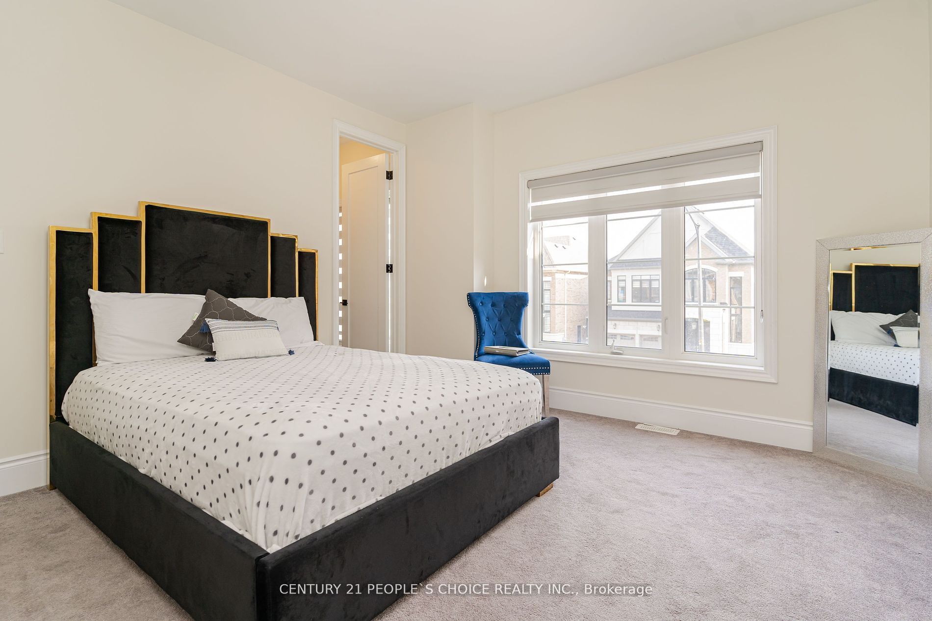 45 Hawtrey Rd