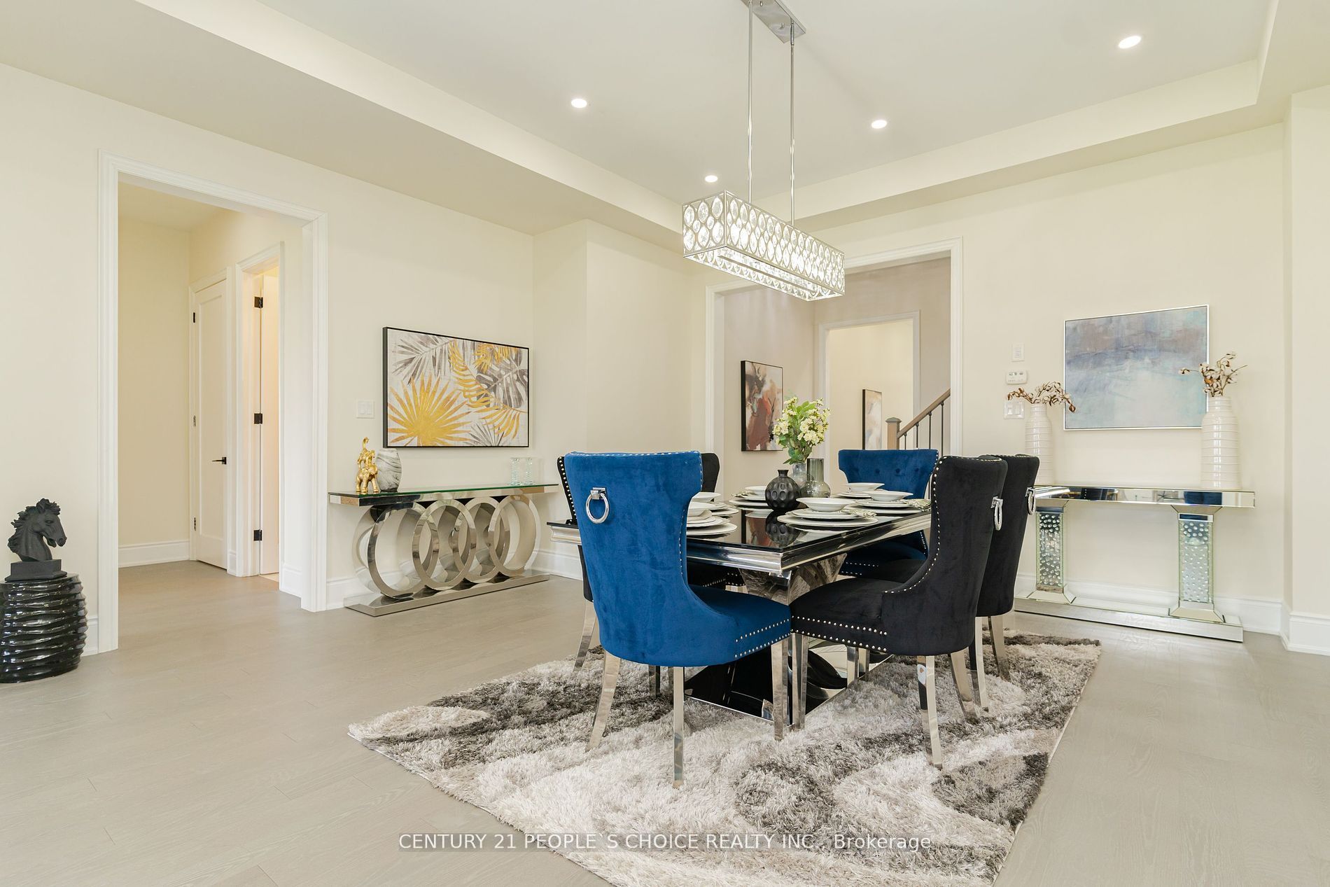 45 Hawtrey Rd