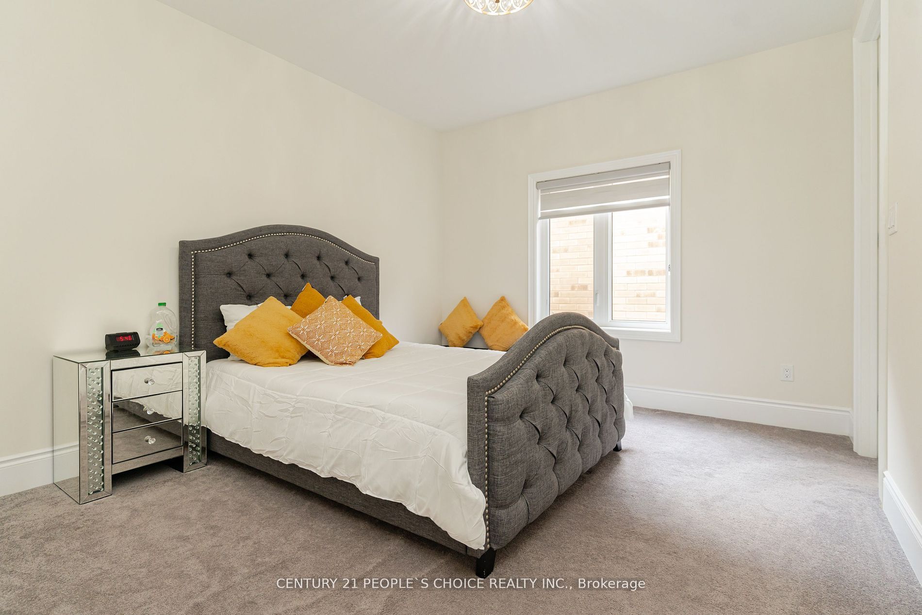 45 Hawtrey Rd