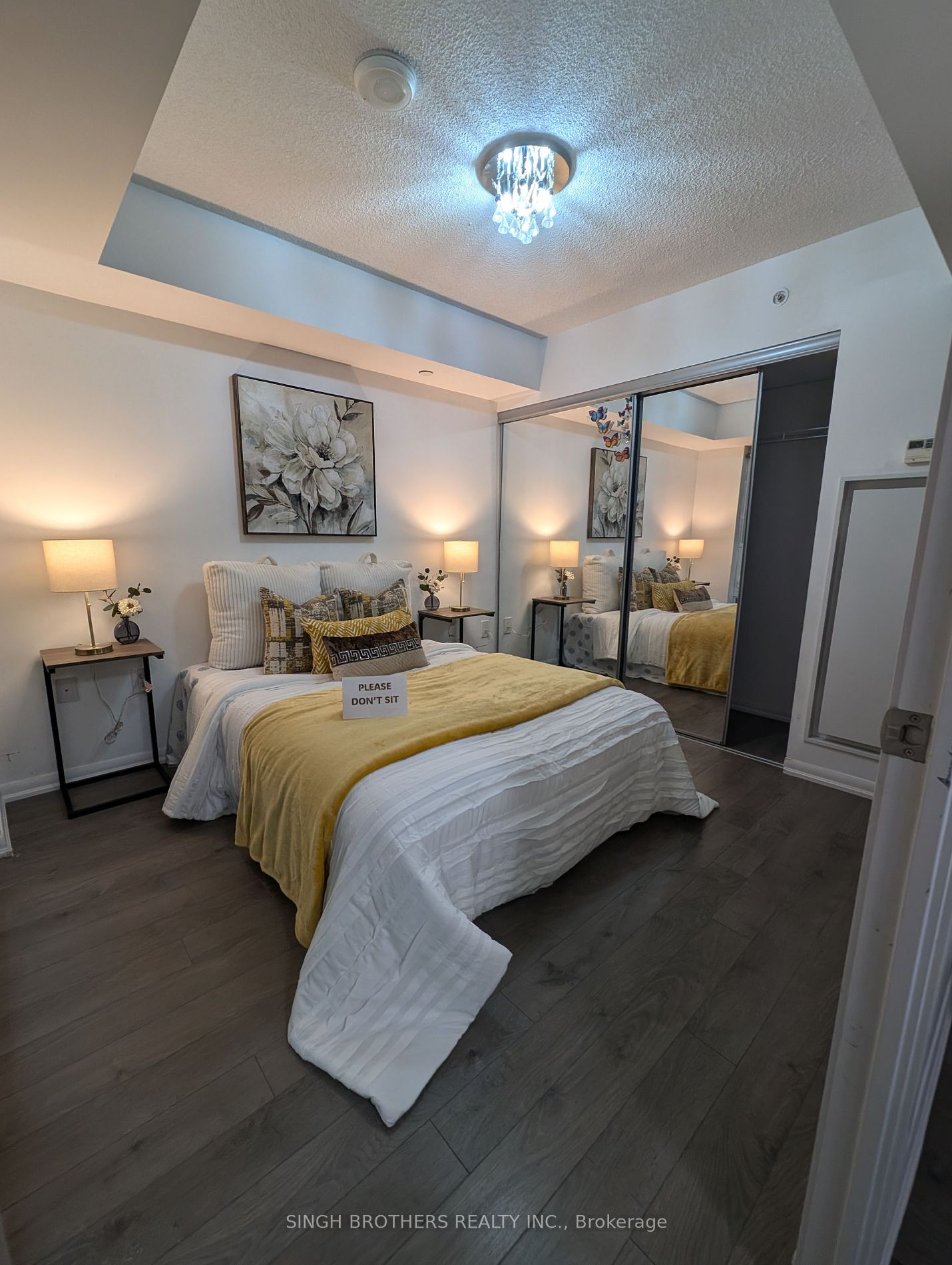 3091 Dufferin St, #318