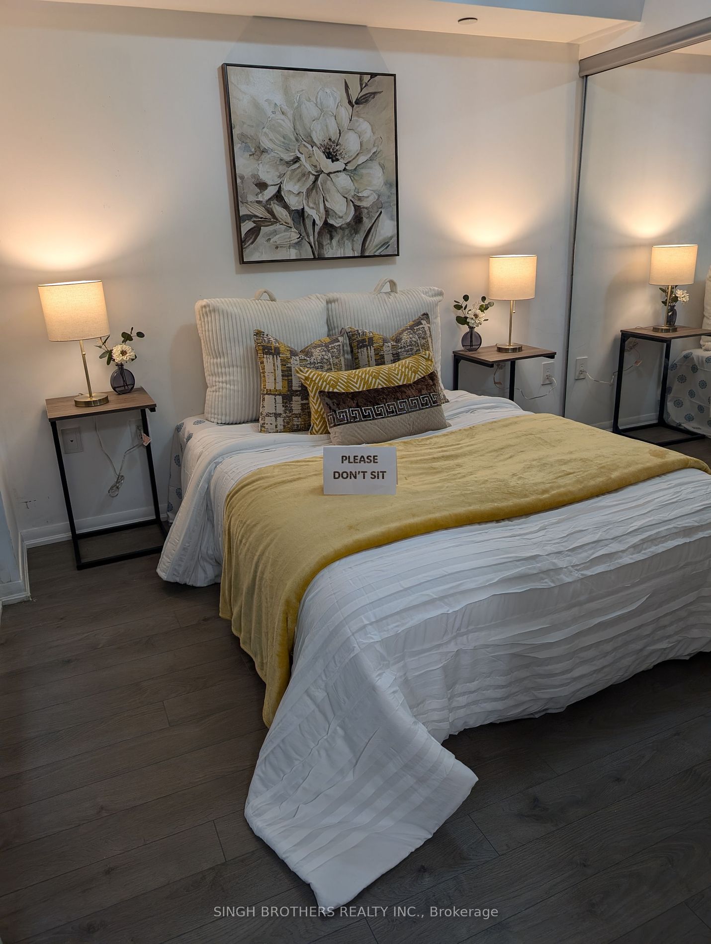 3091 Dufferin St, #318