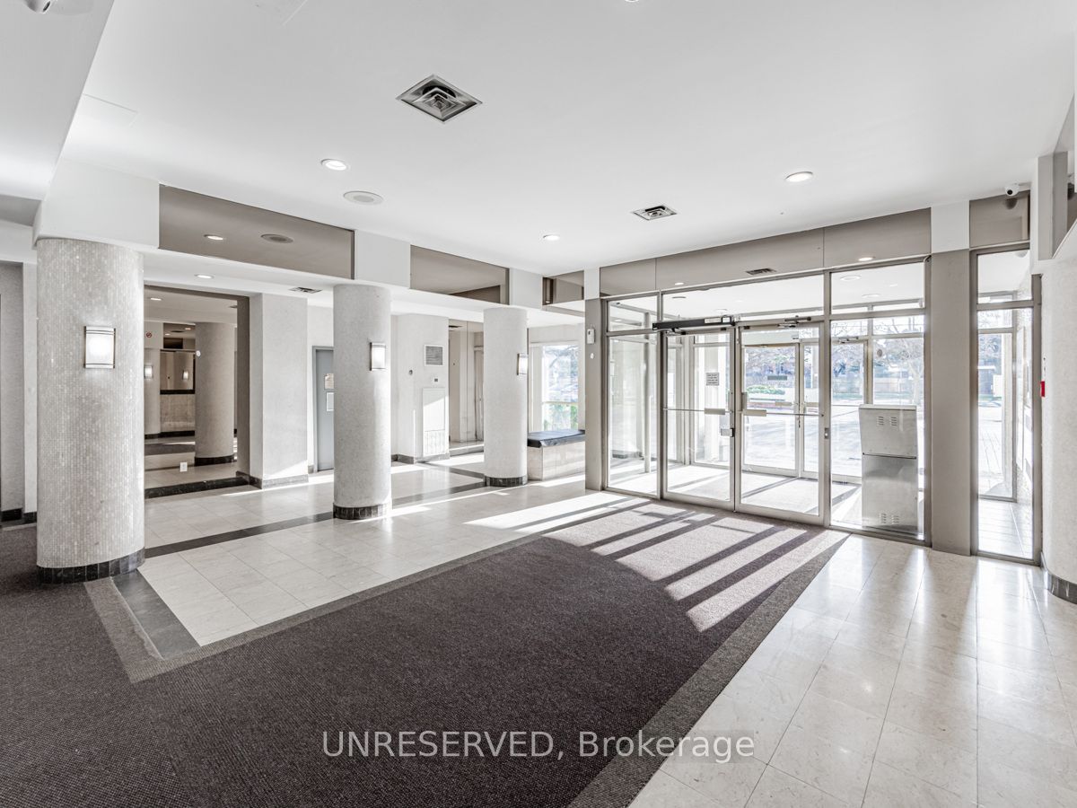 2901 Kipling Avenue, #1403