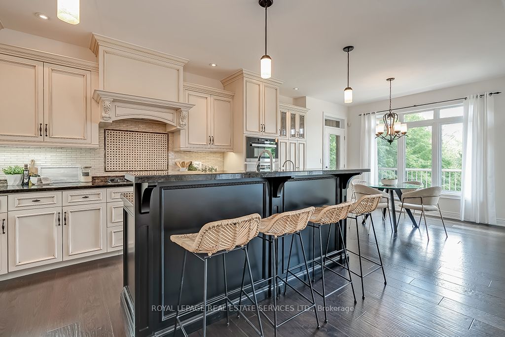 11300 Taylor Crt