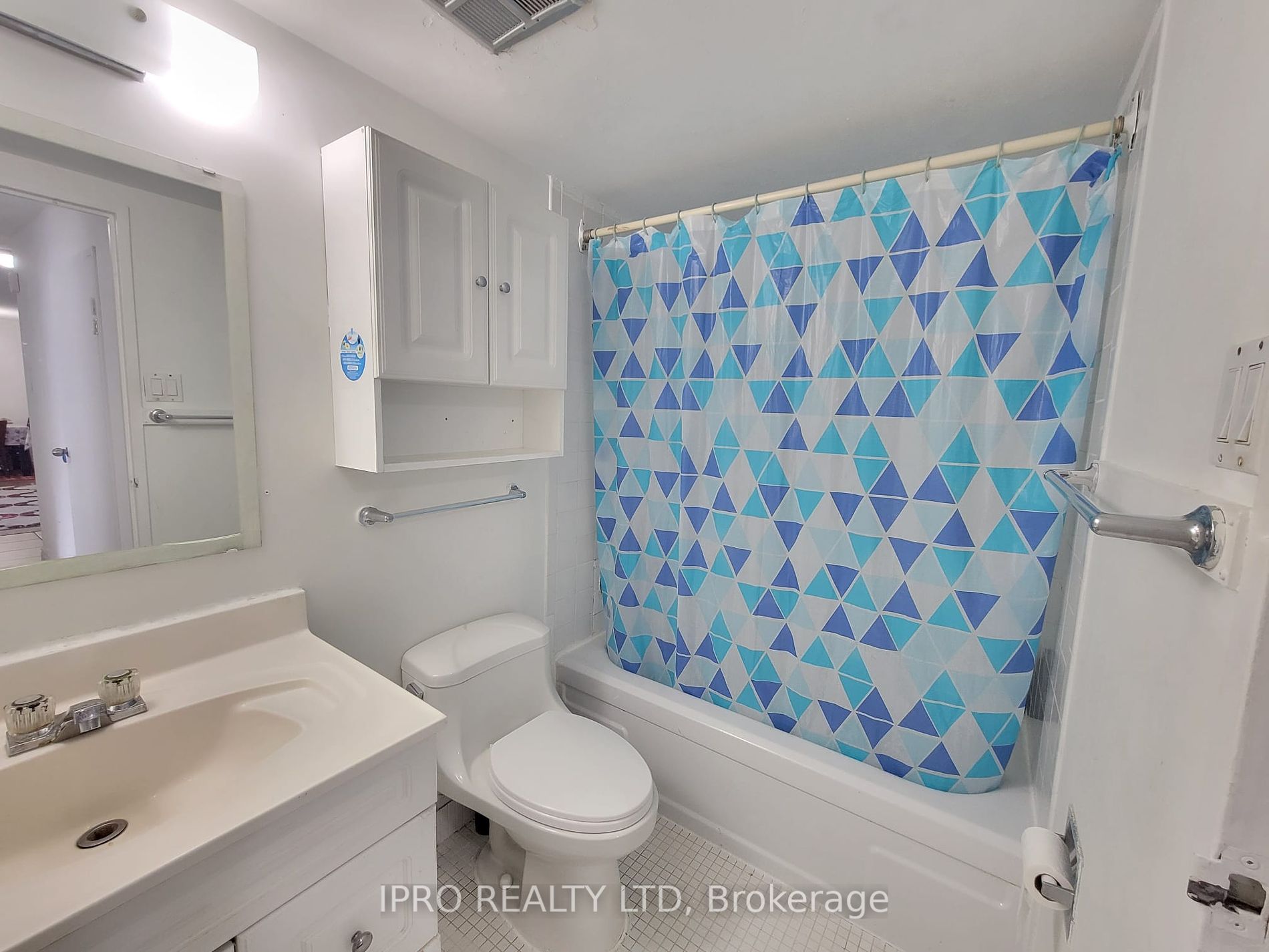 4 Kings Cross Rd, #1106