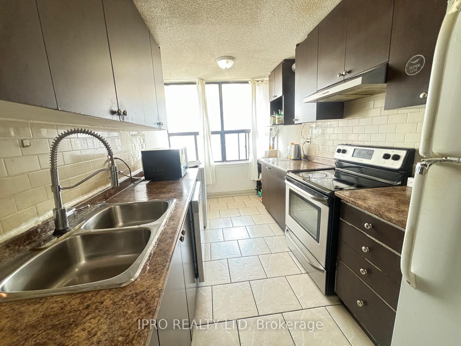 4 Kings Cross Rd, #1106