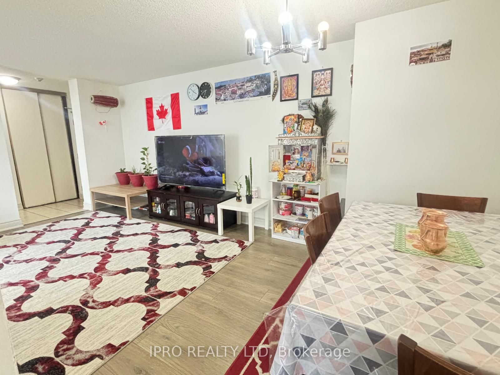 4 Kings Cross Rd, #1106