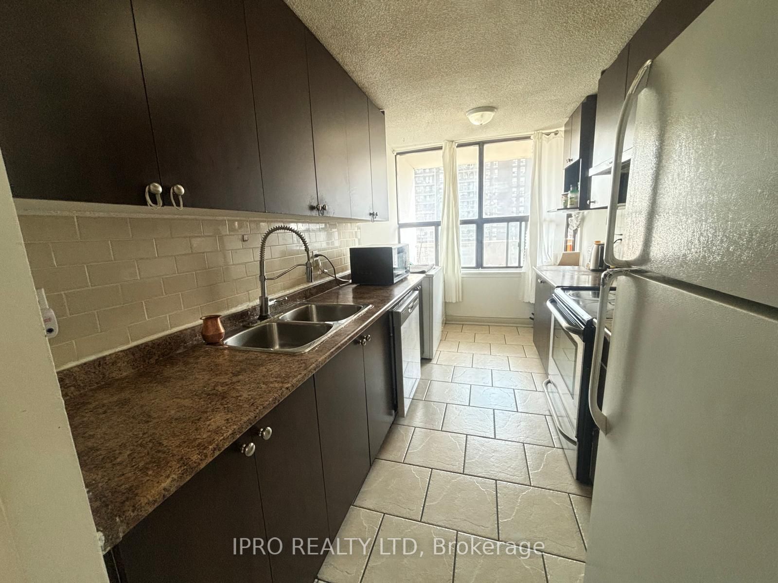 4 Kings Cross Rd, #1106