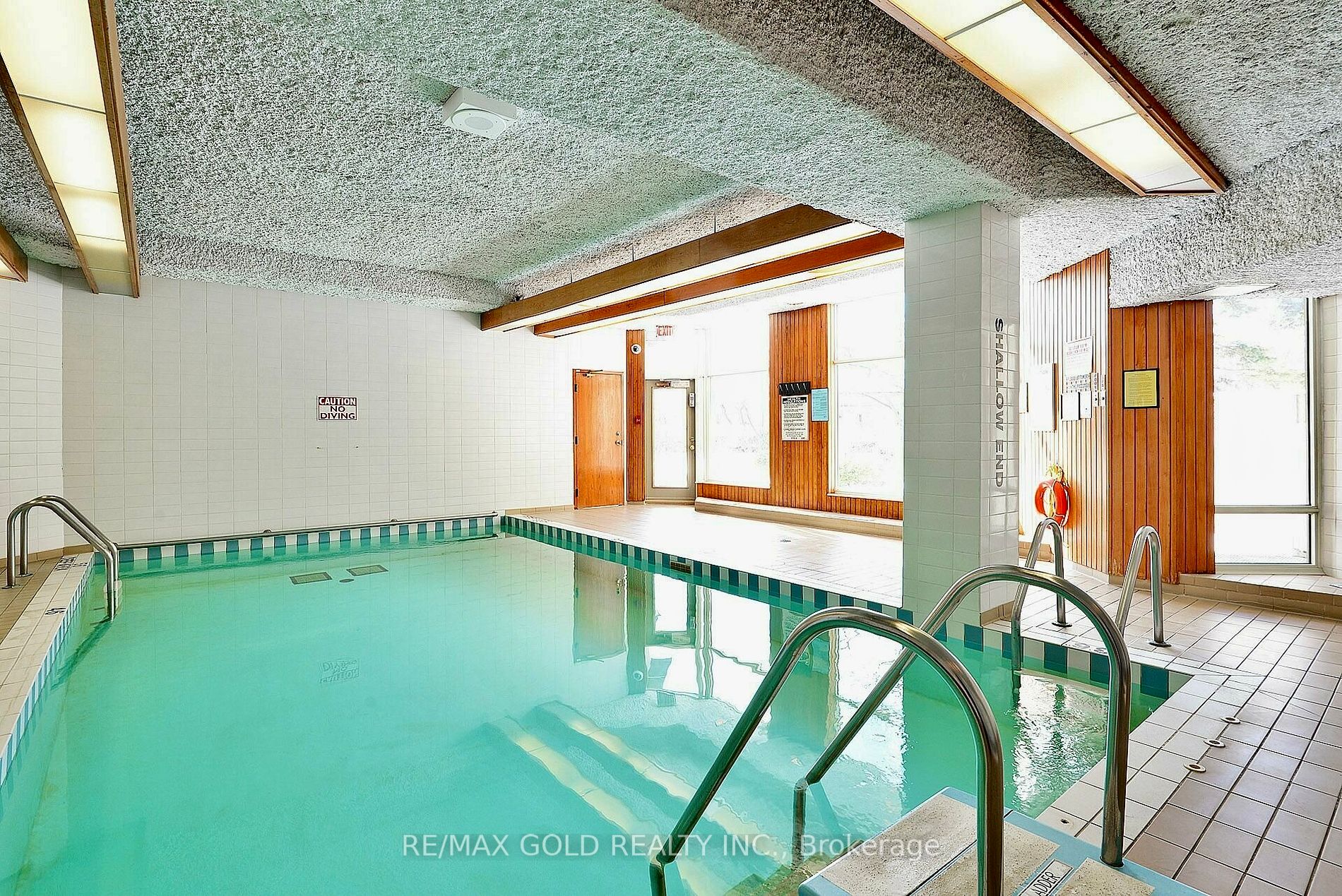 2511 Lakeshore Road W, #517