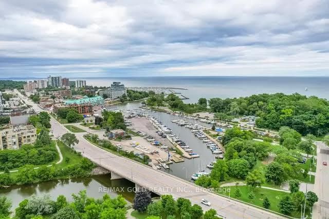 2511 Lakeshore Road W, #517