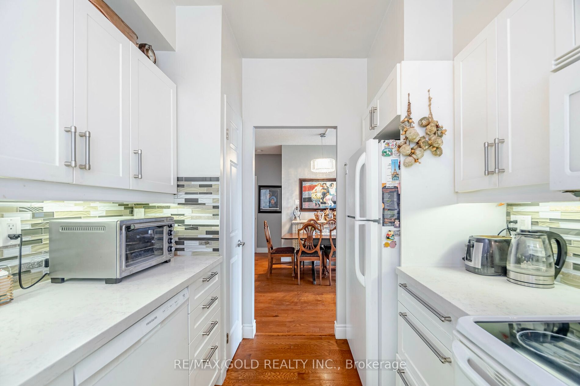 2511 Lakeshore Road W, #517