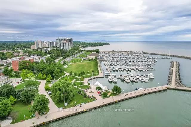 2511 Lakeshore Road W, #517
