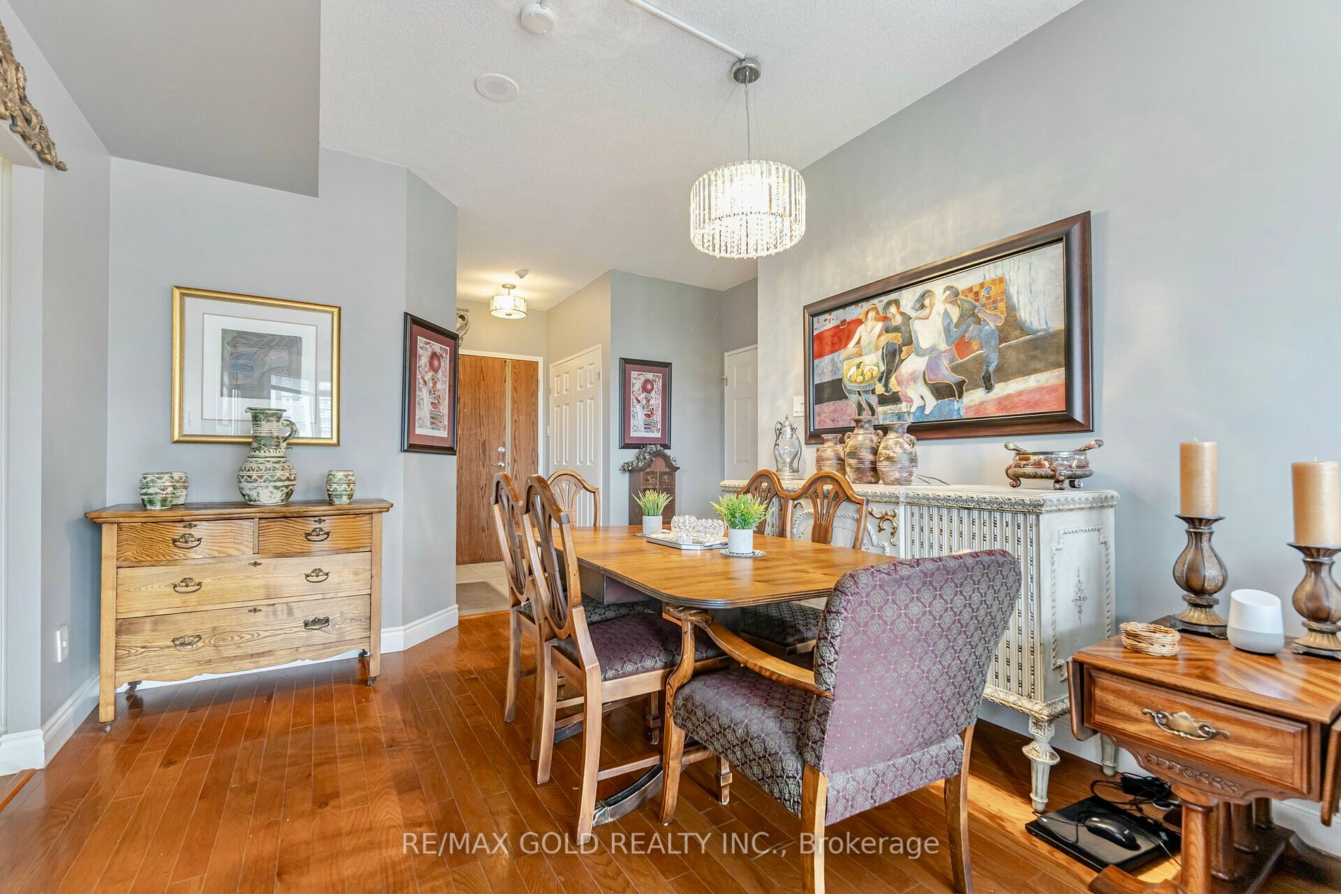 2511 Lakeshore Road W, #517