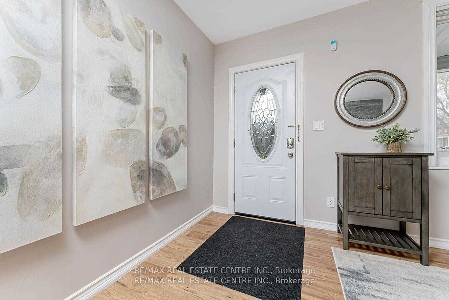 96 Mill Street E, #B
