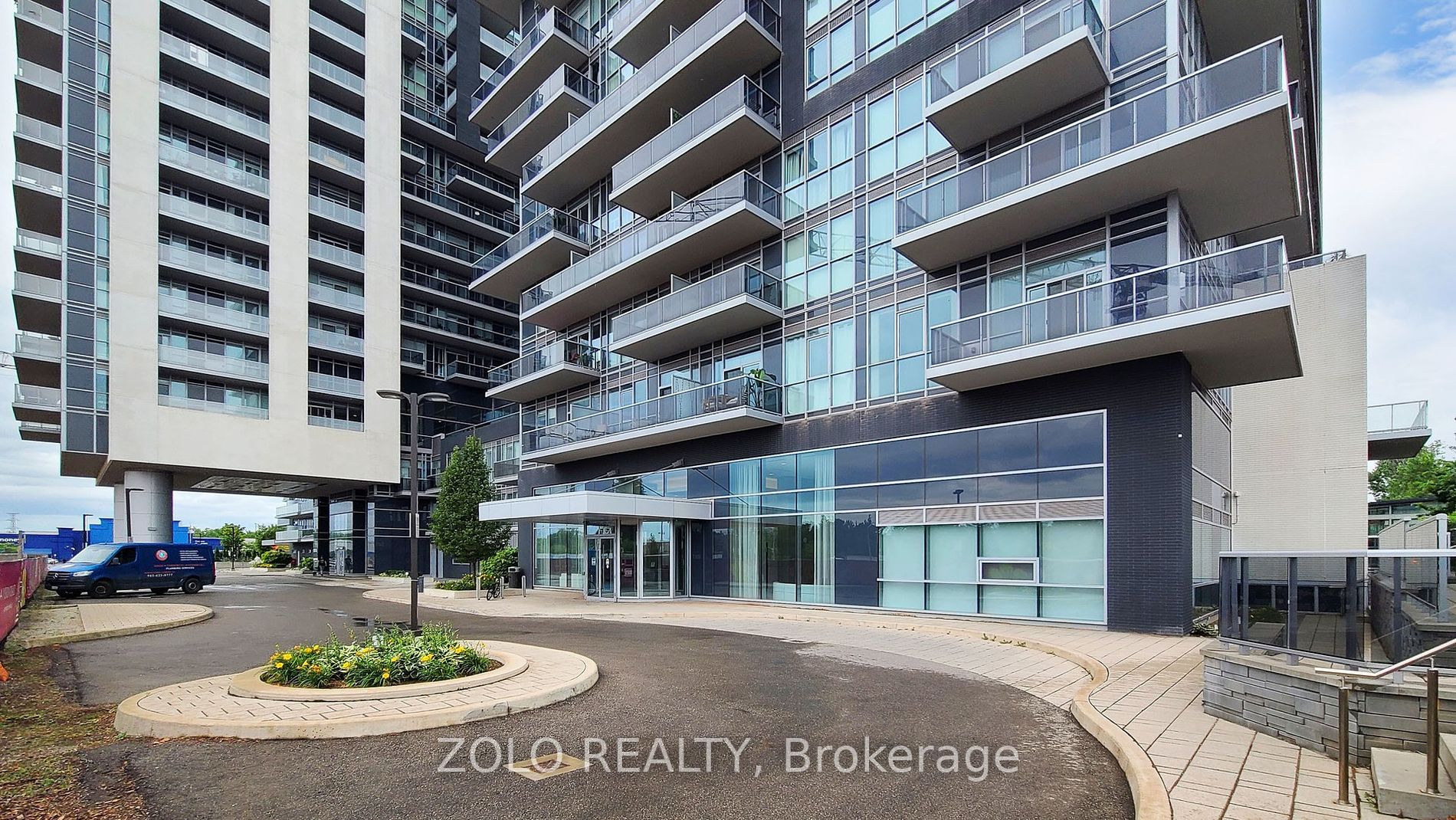2093 Fairview Street #201