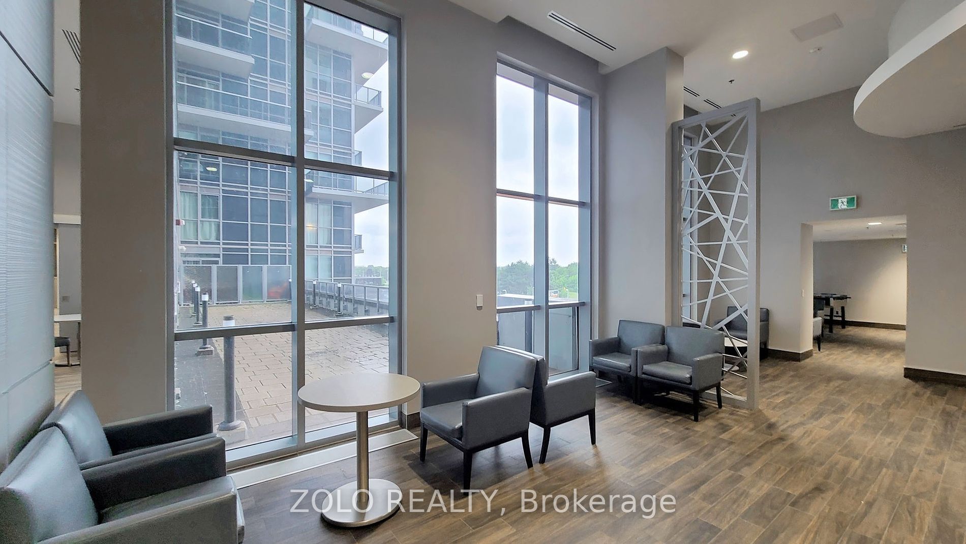 2093 Fairview Street #201