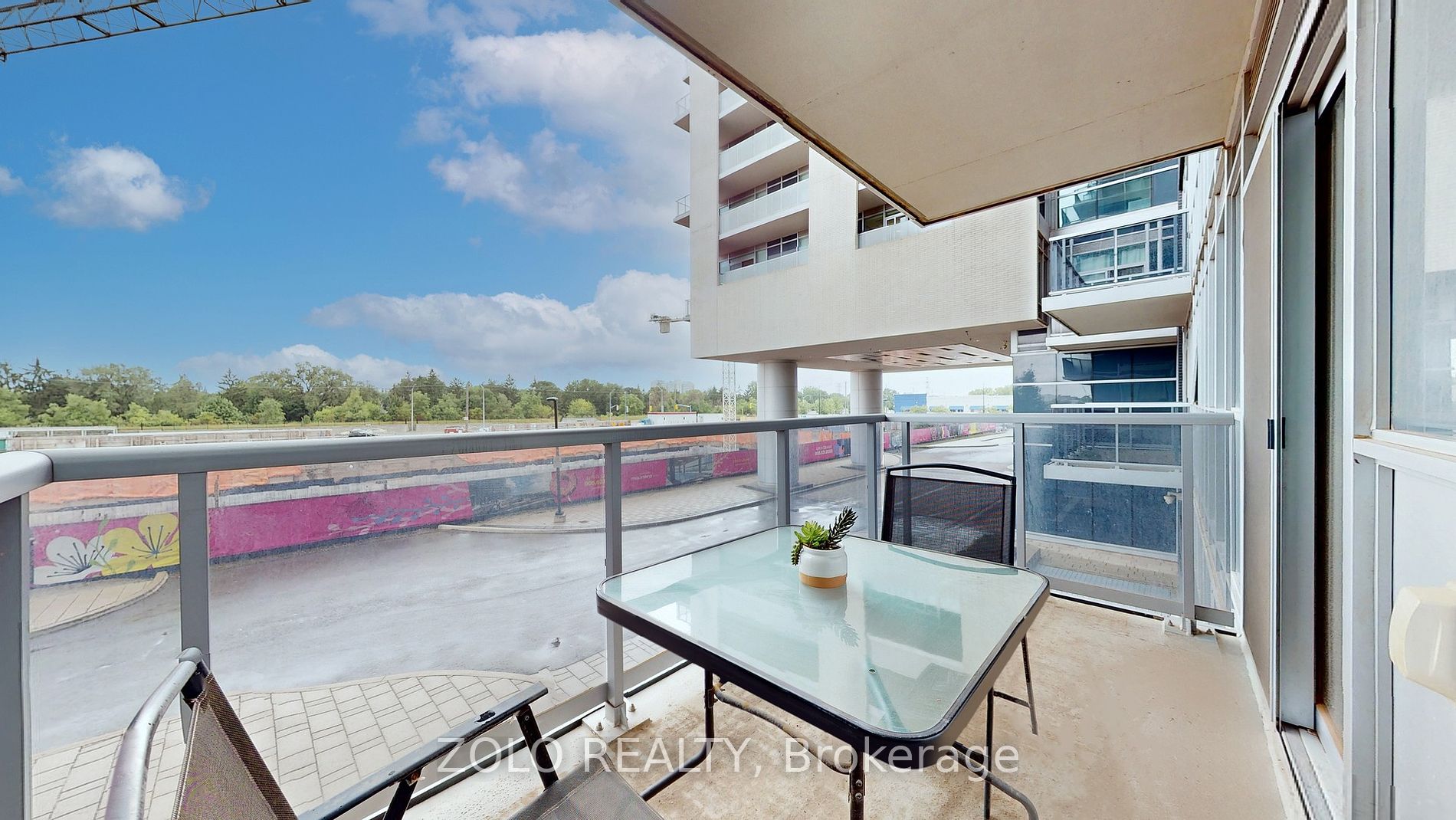 2093 Fairview Street #201