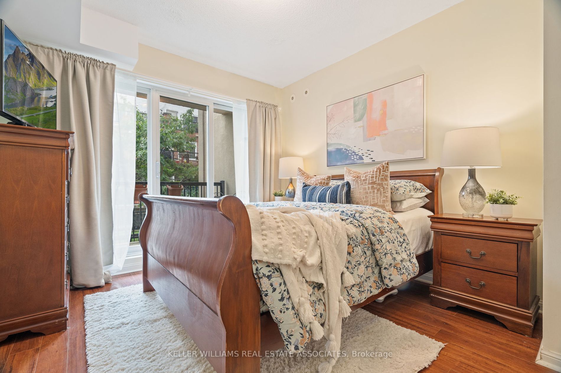 3047 Finch Avenue W #2066