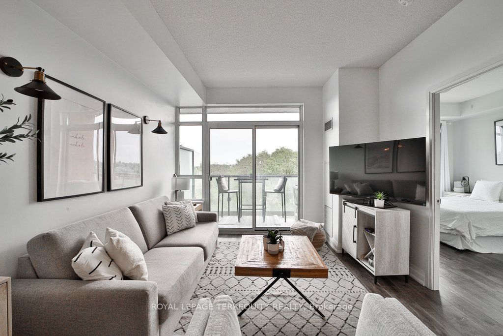 35 Fontenay Crt, #405