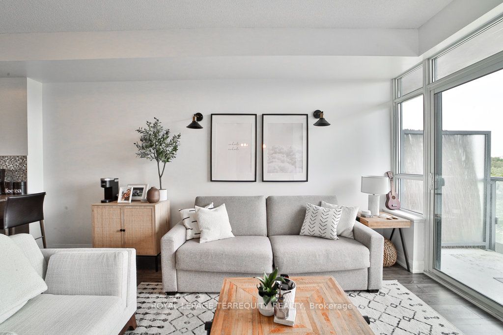 35 Fontenay Crt, #405