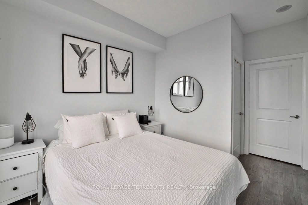 35 Fontenay Crt, #405