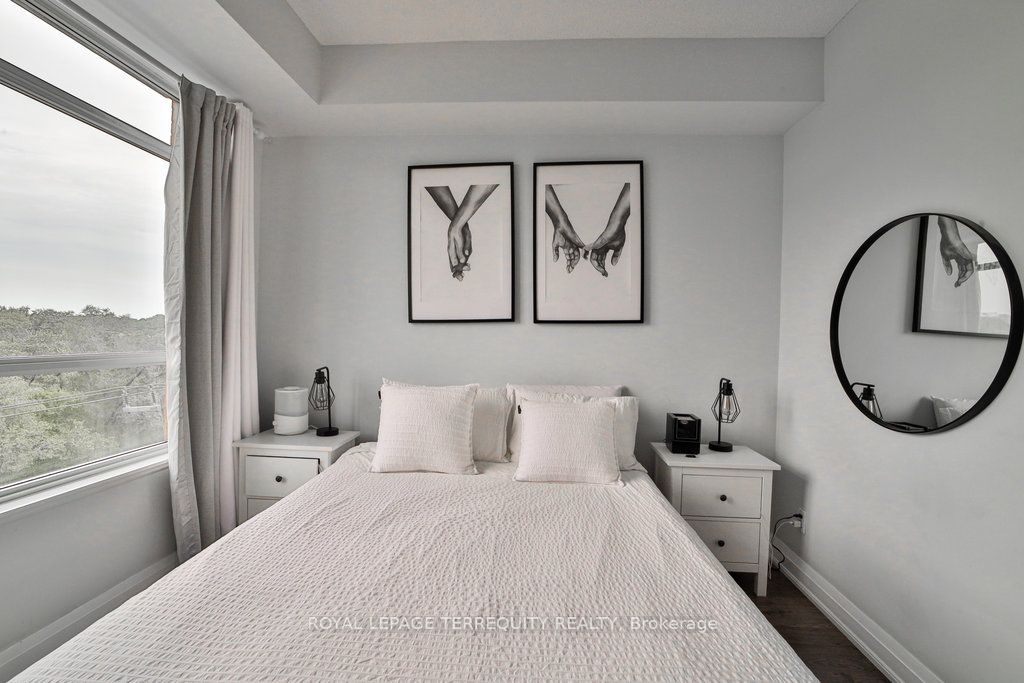 35 Fontenay Crt, #405