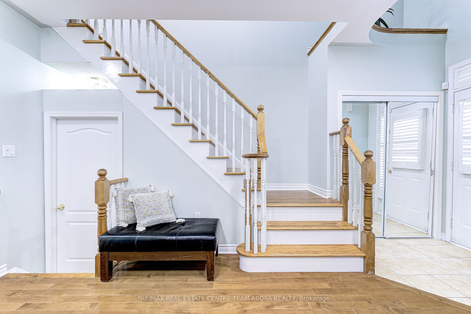 380 Brisdale Dr