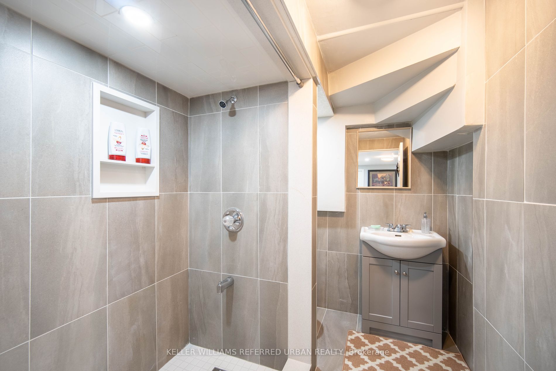 138 Rainforest Dr