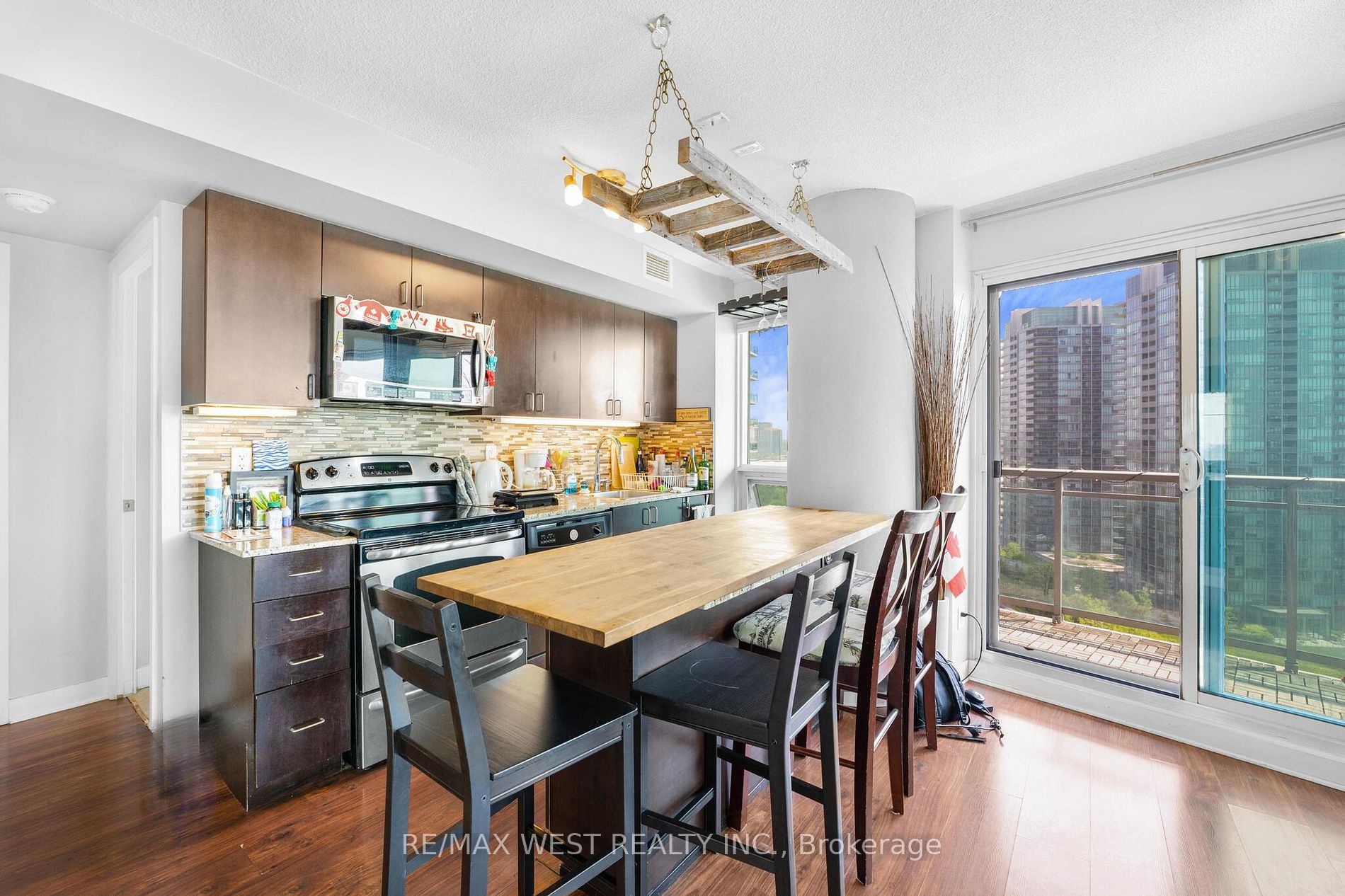 155 Legion Road N #1503
